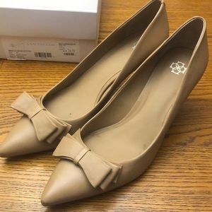 Ann Taylor Bridget Bow Kitten Pump